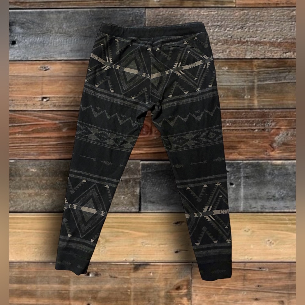 POLO RALPH LAUREN SOUTHWESTERN PATTERNED SWEATPANTS- SIZE LARGE